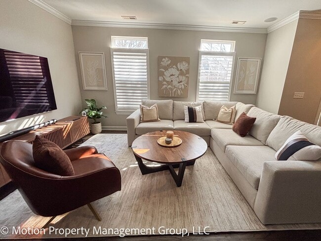 Photo - 1540 S Church St