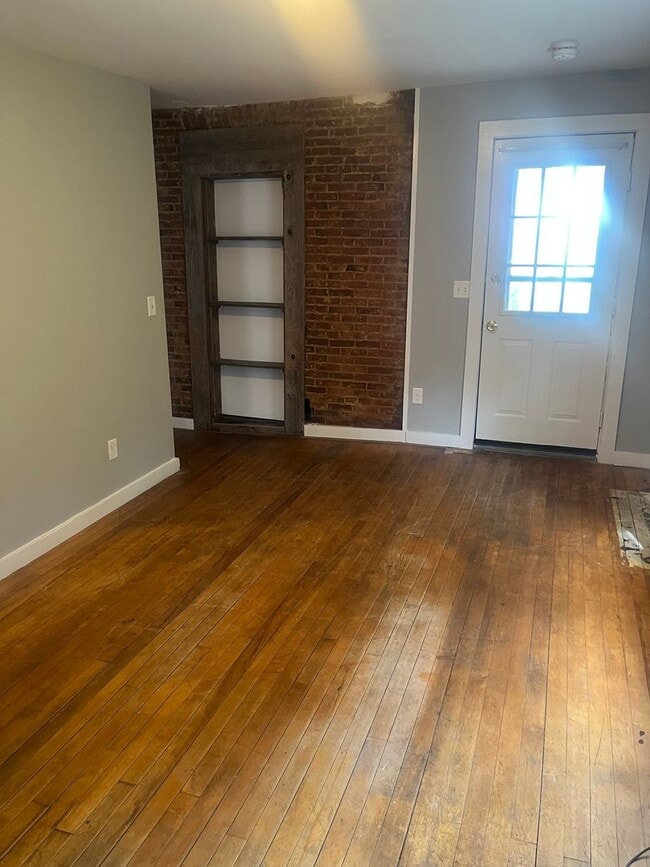 Photo - 137 N Winooski Ave Unit 137 North Winooski Ave. #1
