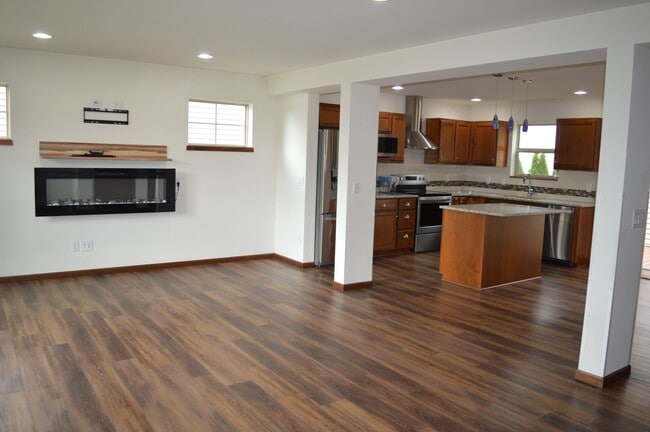 Photo - 9314 Highland Gate Way