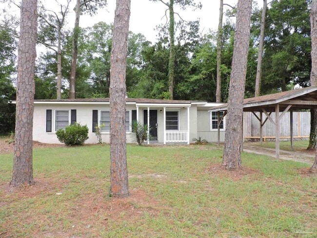 Photo - 220 E Highland Dr House