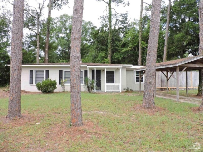 Building Photo - 220 E Highland Dr Rental