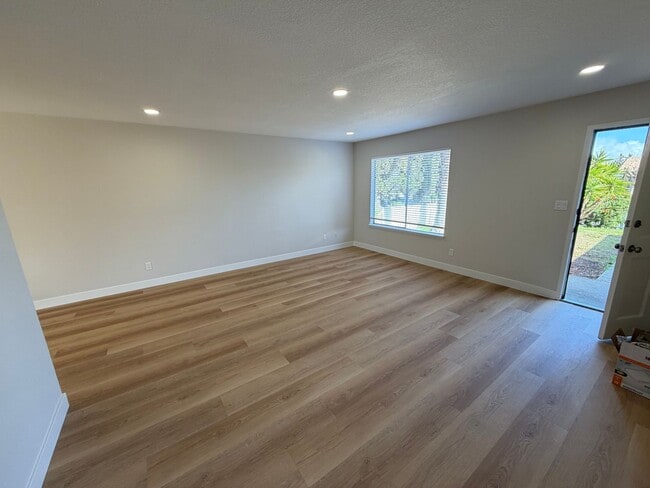 Photo - 3 Bed 1 Bath Single Family Home In Pittsburg (Newly Remodeled)