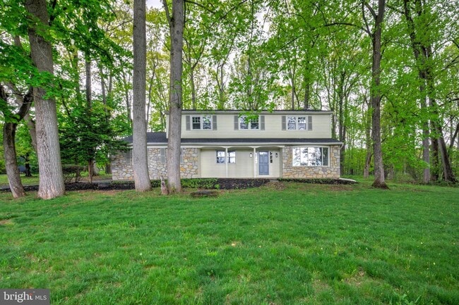 Building Photo - 4928 Edgewood Rd