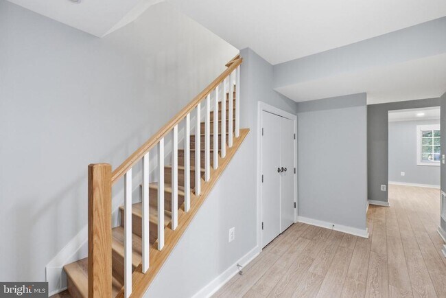 Photo - 2916 Montauk Ct