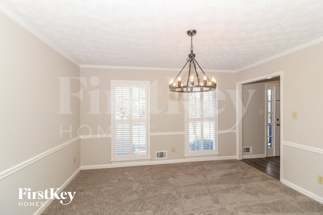 Photo - 1079 Lakeview Rd