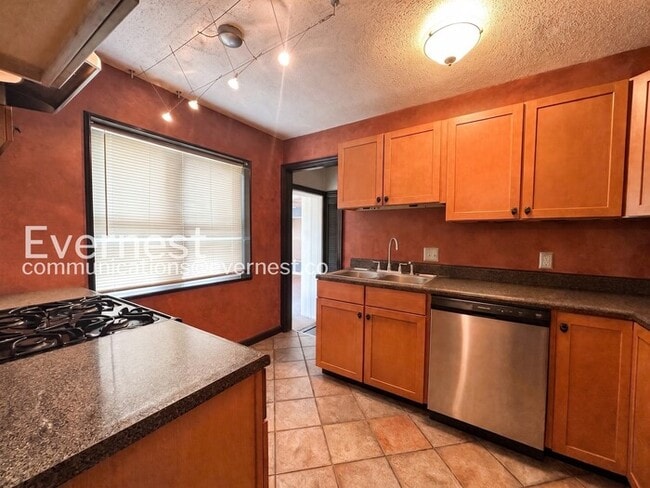Photo - 2 Bed, 1.5 Bath Home with Attached Garage / Available Now!