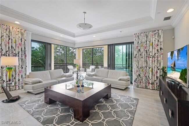 Photo - 2751 Tiburon Blvd E Unidad 201