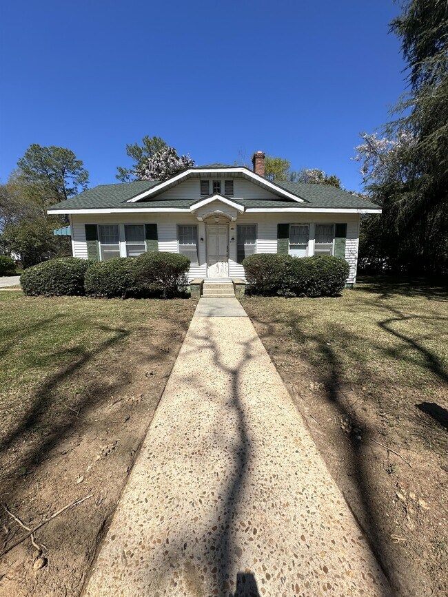 Photo - 202 Burke St Casa