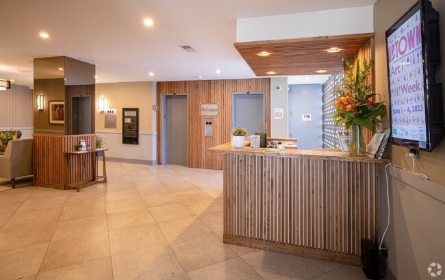 Photo - Covington - 4600 N Clarendon Ave