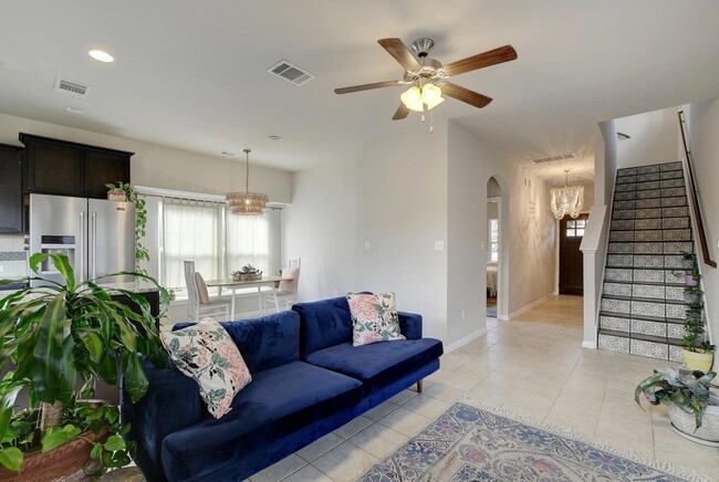 Photo - 518 Stonewood Ln