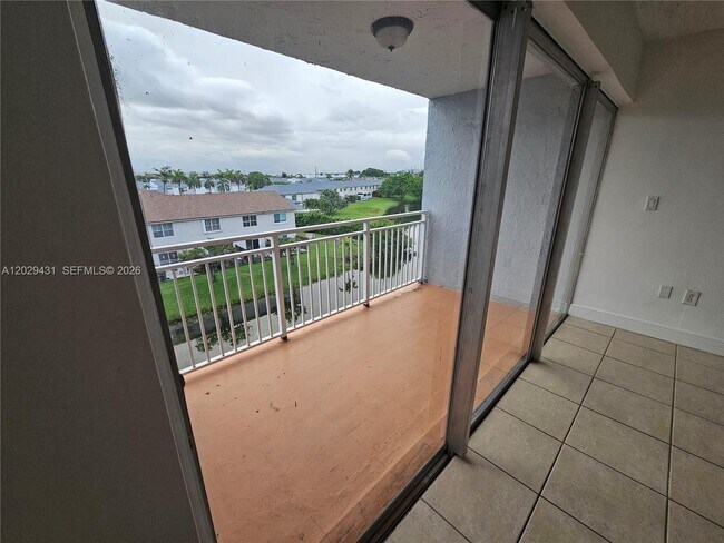 Photo - 9375 Fontainebleau Blvd Unit L422