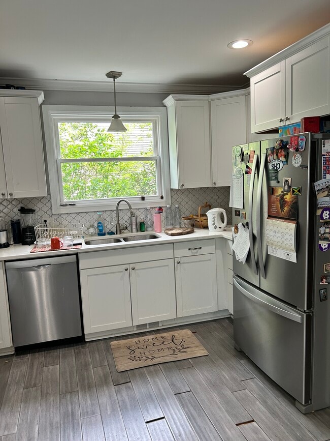 Photo - 226 Anderson Pl