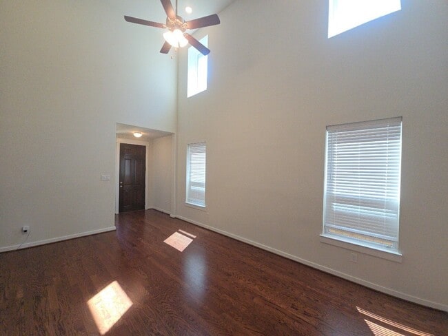 Photo - 7543 Coral Ter Dr