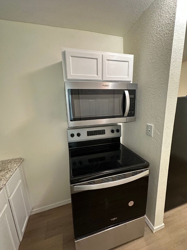 Photo - Fully update back house! All appliances included!