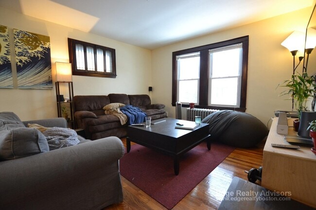 Photo - 7 Donnybrook Rd Unit 2