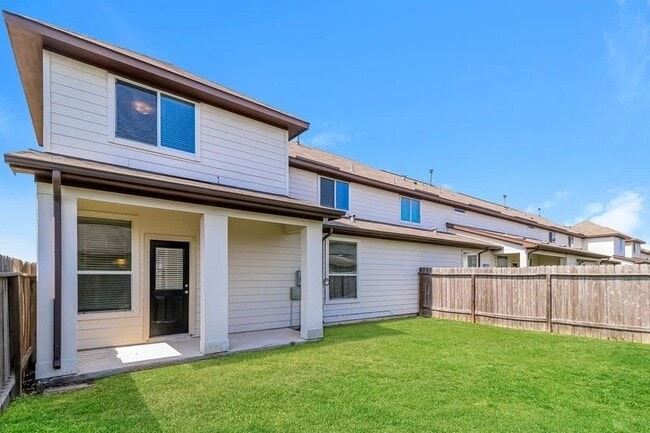 Photo - 12214 Roy Mix Bohn Lane