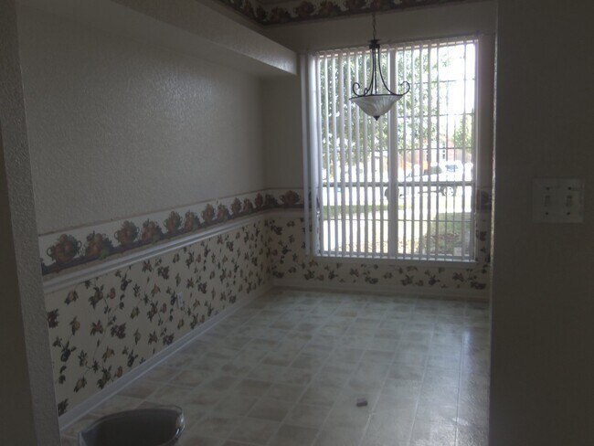 Photo - 4201 Windwood Dr