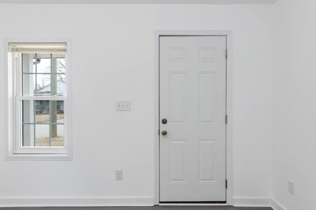 Photo - Completely Remodeled One Bedroom Home!