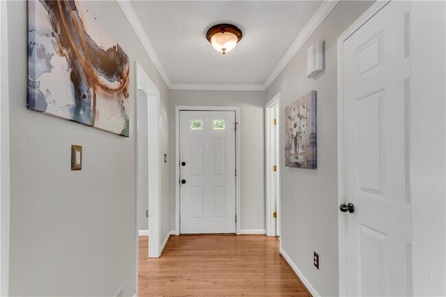 Photo - 1427 Old Virginia Ct SE