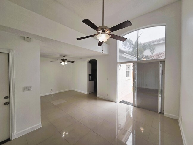 533 NW 47th Ave