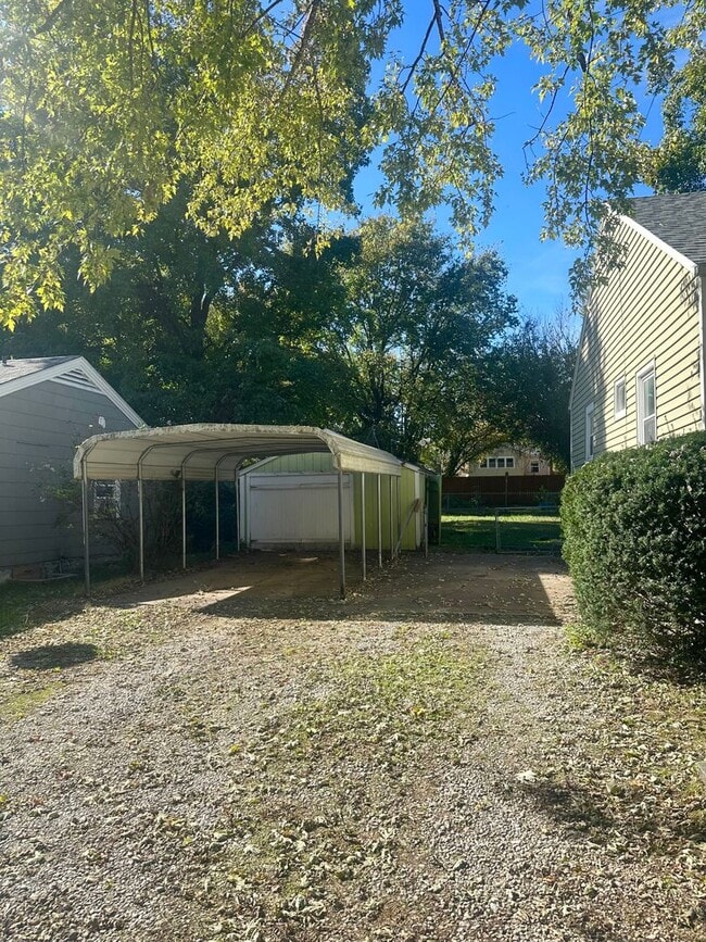 Photo - Great Location! 2-Bed, 1-Bath Home with La...