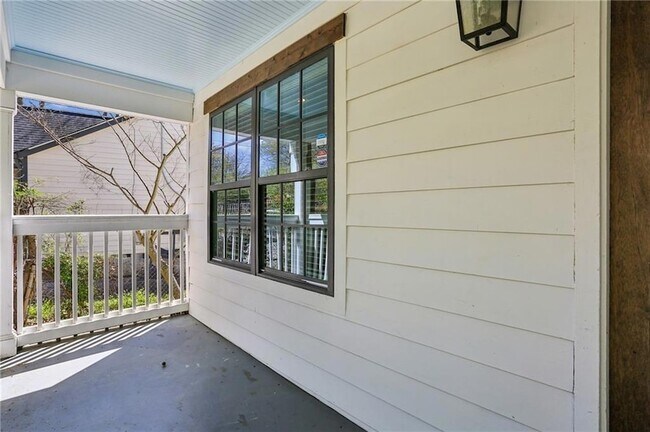 Photo - 1833 Flat Shoals Rd SE