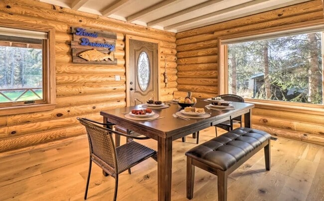 Photo - SEASONAL 4bd 2ba log home