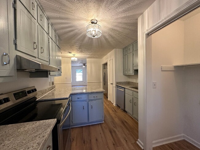 Photo - Fully Renovated 2 Bedroom 2 Bath Duplex in Stone Mountain