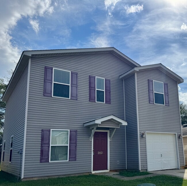 Photo - 202 Cloverbrook Dr Casa