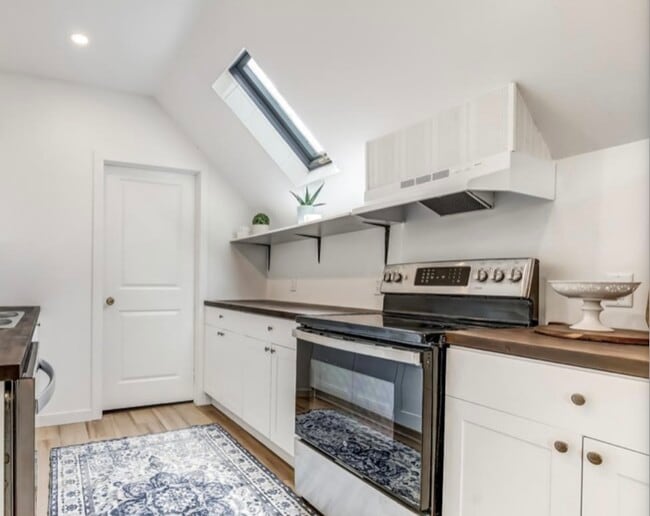 Photo - 23 Bruce St Unit 3