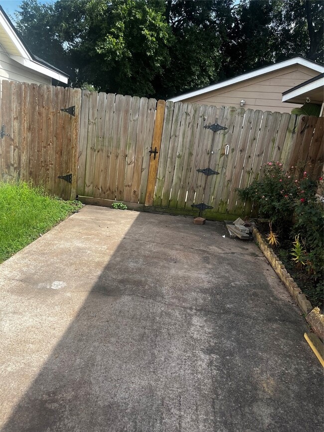 Photo - 1407 Lamesa Ave