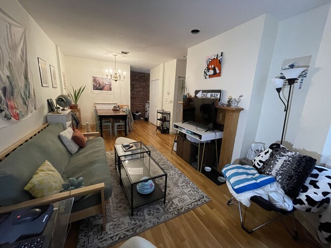 Photo - 102 Gainsborough St Condo Unit 106 e