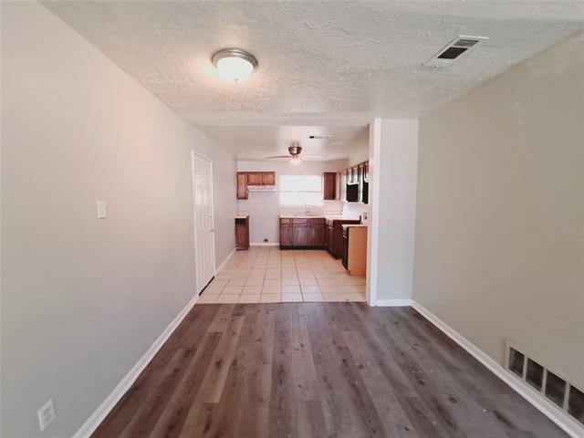 Photo - 3831 Castle Hills Dr