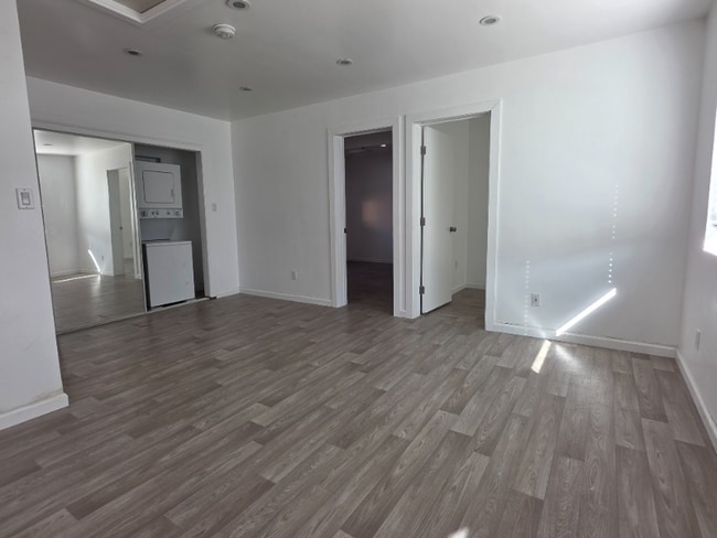 Photo - 8034 Ney Ave