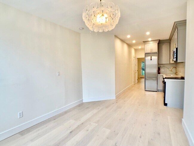 Photo - 310 Madison St Unit 2R