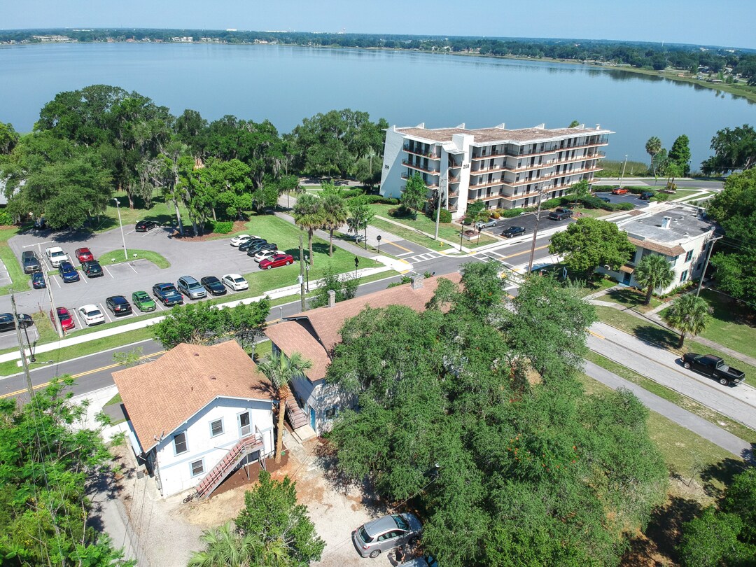 Photo - 658 Avenue B NW