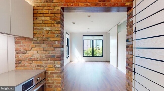 Photo - 57 N St NW Unit 302