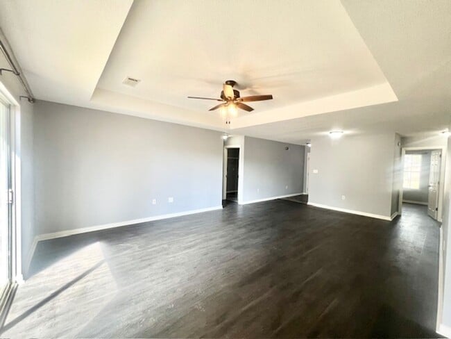 Photo - 3200 Skynight Dr