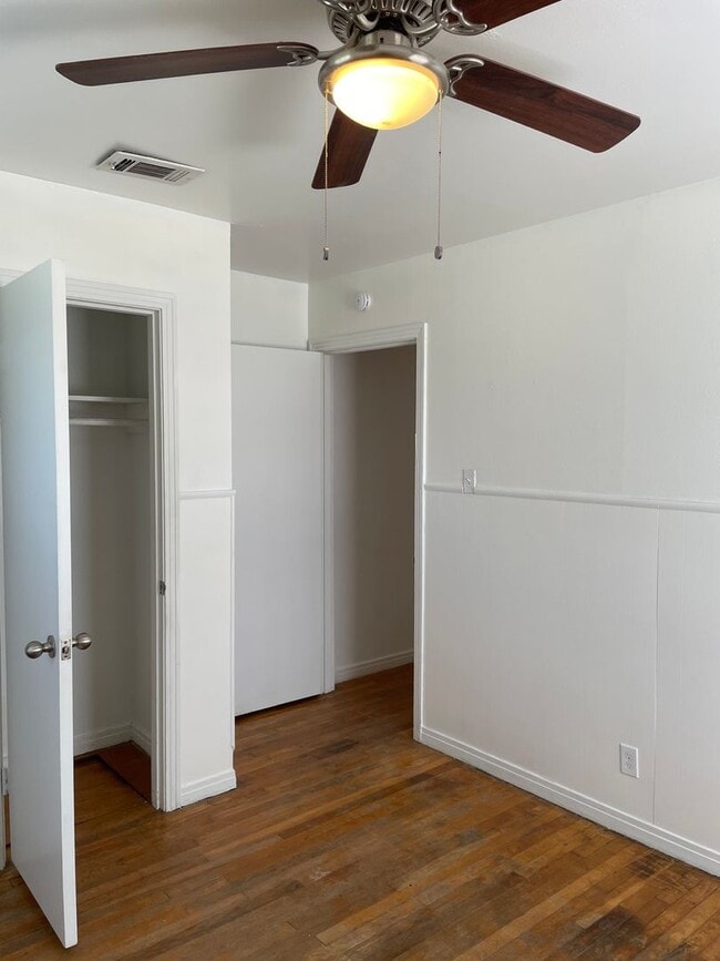 Photo - Available Now! *Pet Restrictions* 3 Bedroo...
