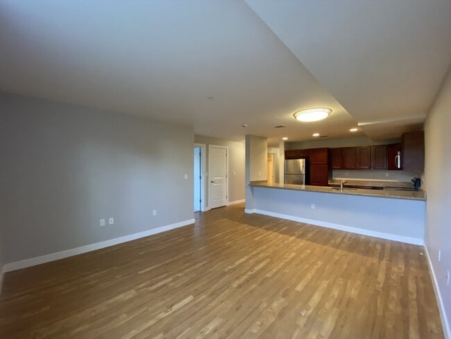 Building Photo - 20 Pond St Unit 202 Rental