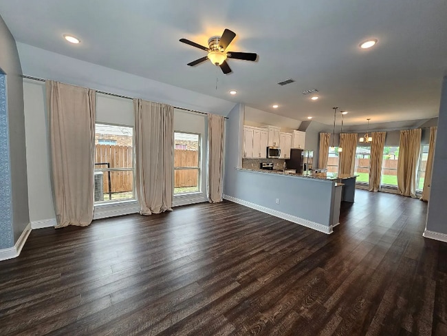 Photo - 3718 Harlingen St