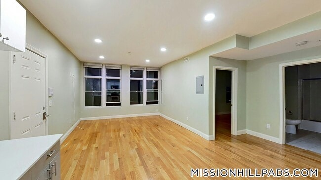 Photo - 299 Dudley St Unit 8