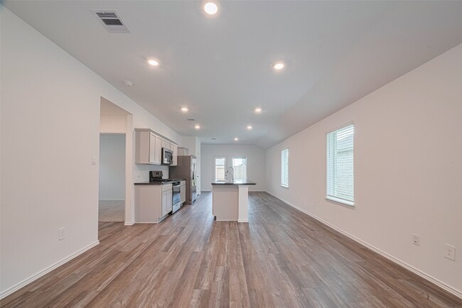 Building Photo - 6018 Alberta Fls Dr