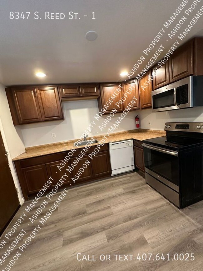 2 Bed 1 Bath Unit For Rent Littleton! - 2 Bed 1 Bath Apartment Unit For Rent Littleton! Unit 1