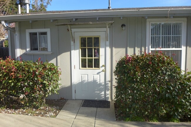 Building Photo - 2305-2307 Freedom Blvd Unit 2307 B Freedom Blvd Rental