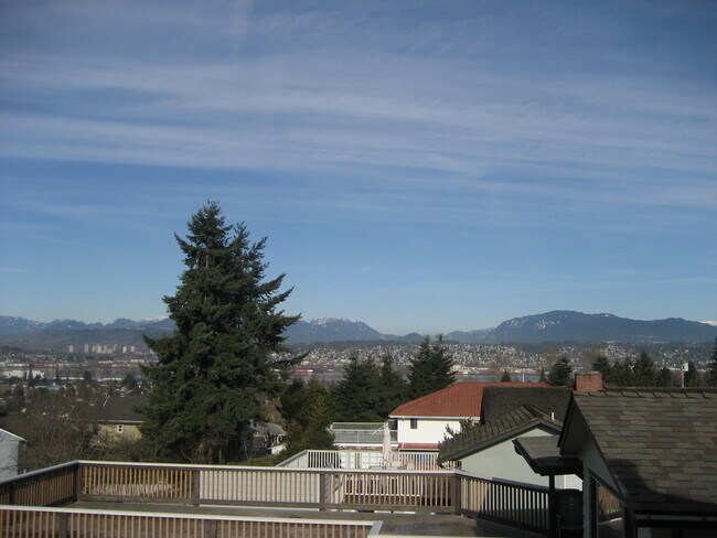 Photo - 10975 129A St Unité Main Floor