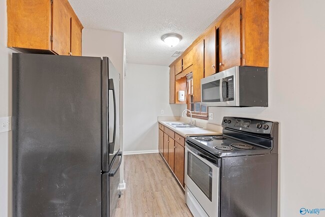 Photo - 2710 Cave Ave NW