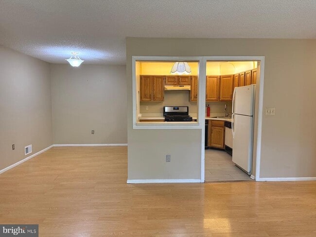 Photo - 31 Kite Ct
