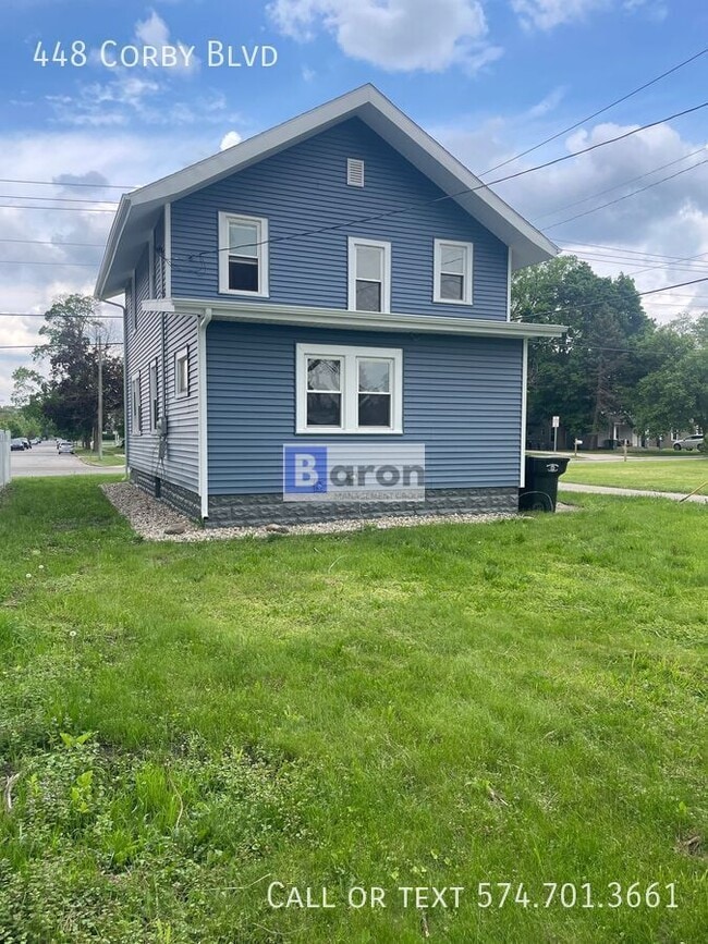 Photo - 448 Corby Blvd