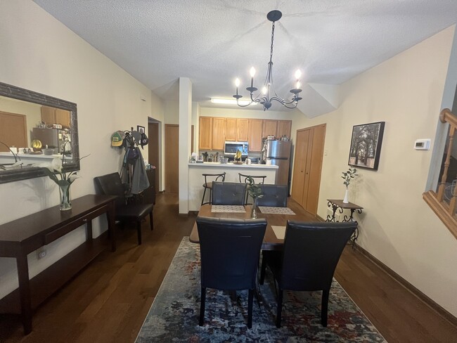 2556 Mallard Dr